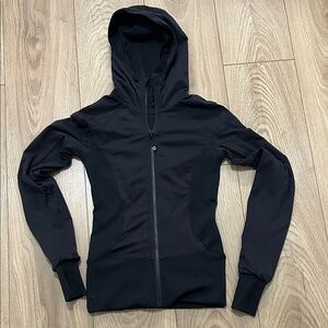 Lululemon Dance Studio Hooded Jacket Reversible. Size 4